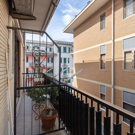 Starhost - GOLDEN SUITE Salerno Exterior foto