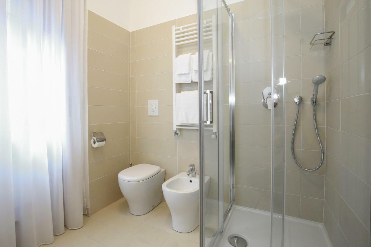 Starhost - GOLDEN SUITE Salerno Exterior foto